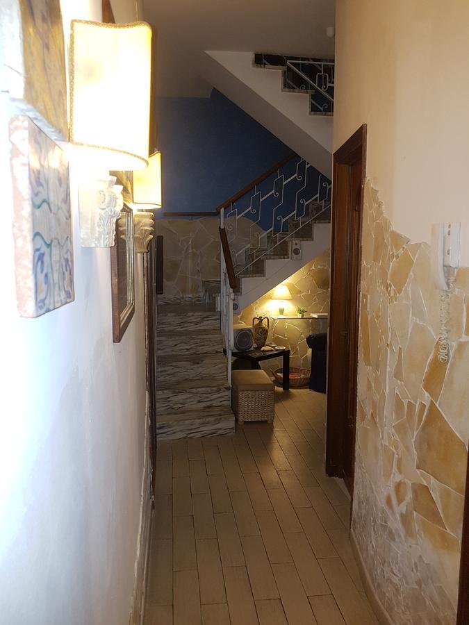 博尔戈马里纳罗住宿加早餐旅馆 阿齐·卡斯特罗 外观 照片