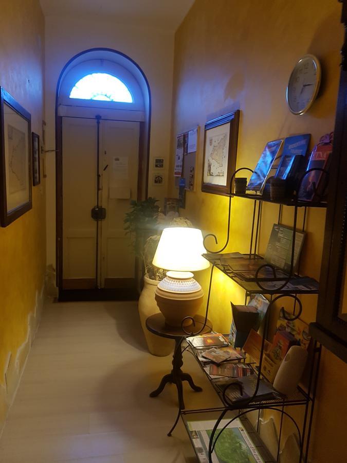 博尔戈马里纳罗住宿加早餐旅馆 阿齐·卡斯特罗 外观 照片